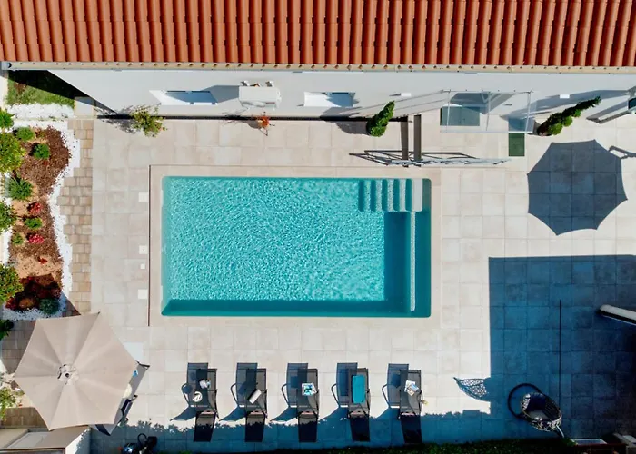 Nata By Guide * 풀라