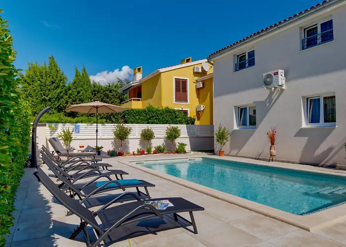 Nata By Guide * 풀라