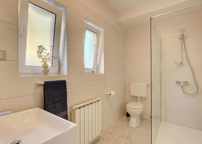 Nata By Guide * 풀라